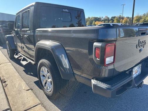 2023 Jeep Gladiator Sport S