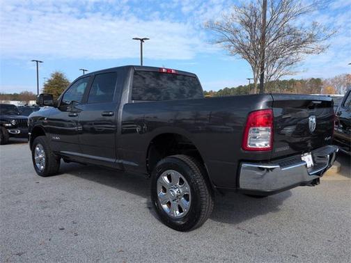 2020 RAM 2500 Big Horn Crew Cab 4X4 6'4' Box