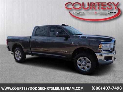 2020 RAM 2500 Big Horn Crew Cab 4X4 6'4' Box