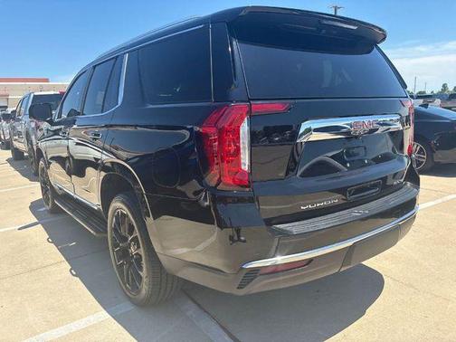Onyx Black 2022 GMC Yukon SLT
