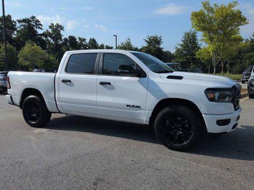 Bright White Clearcoat 2023 RAM 1500 Big Horn/Lone Star