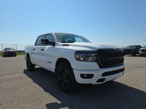 Bright White Clearcoat 2023 RAM 1500 Big Horn/Lone Star