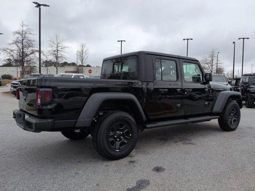 2026 Jeep Gladiator Sport