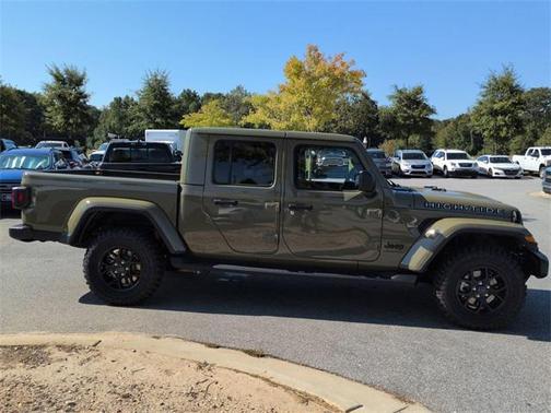 2025 Jeep Gladiator