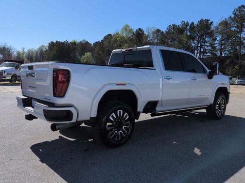 White Frost Tricoat 2025 GMC Sierra 2500 Denali Ultimate