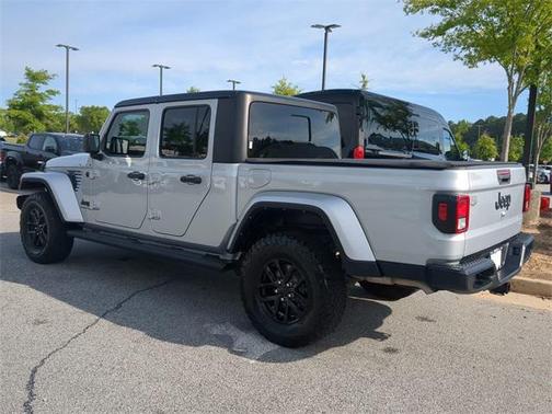 2022 Jeep Gladiator Altitude 4x4