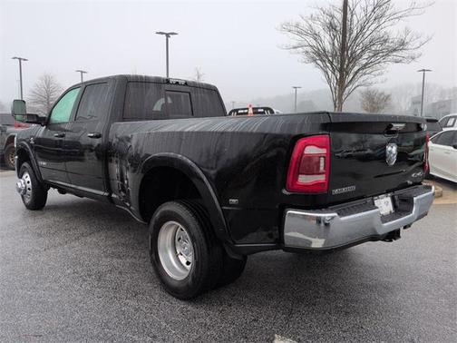 2021 RAM 3500 Laramie Crew Cab 4x4 8' Box