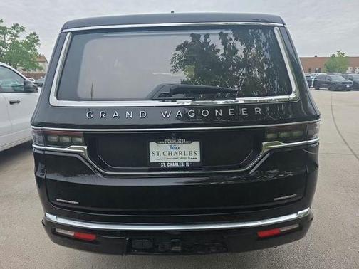 Diamond Black Crystal Pearlcoat 2022 Jeep Grand Wagoneer Series III 4x4
