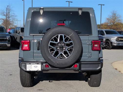 2026 Jeep Wrangler 4-Door Sahara 4x4