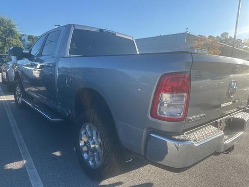2019 RAM 2500 Big Horn Crew Cab 4x4 6'4' Box