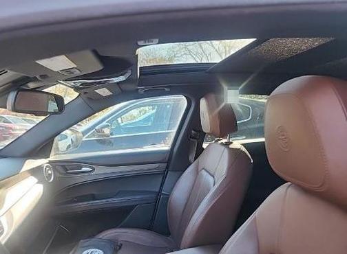 2022 Alfa Romeo Stelvio Ti