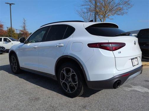 2022 Alfa Romeo Stelvio Ti