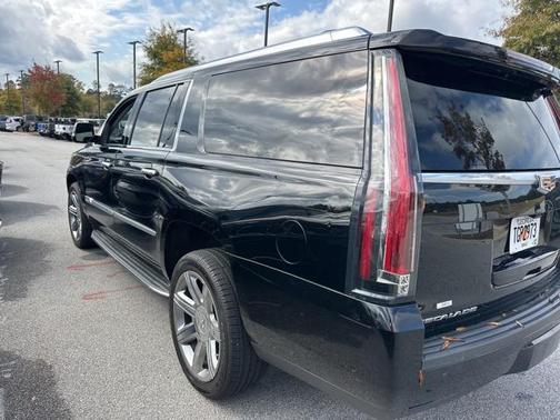 2020 Cadillac Escalade ESV Luxury