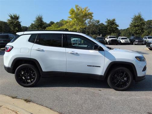 2025 Jeep Compass Latitude