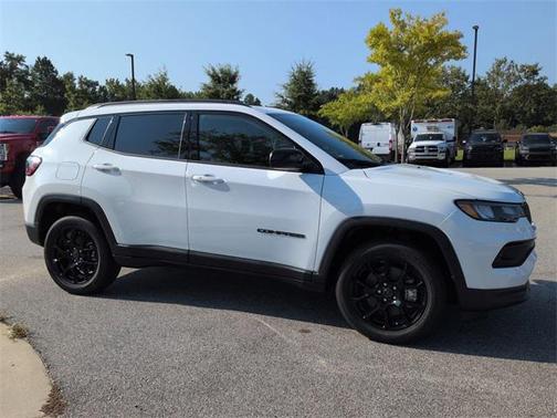 2025 Jeep Compass Latitude