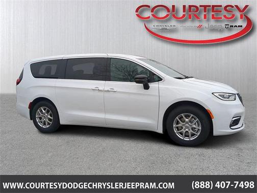 2025 Chrysler Pacifica L