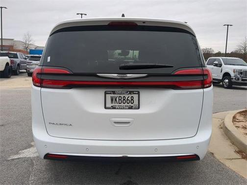 2025 Chrysler Pacifica L