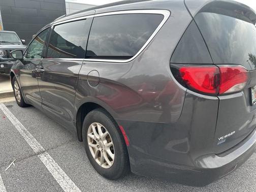 2021 Chrysler Voyager LXI