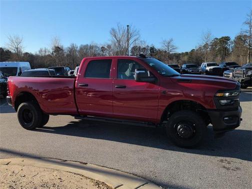2026 RAM 3500 Tradesman Crew Cab 4x4 8' Box