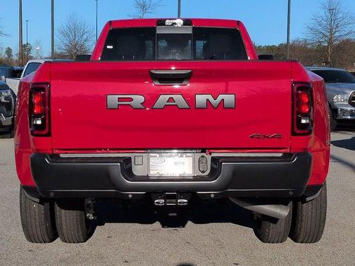 2026 RAM 3500 Tradesman Crew Cab 4x4 8' Box