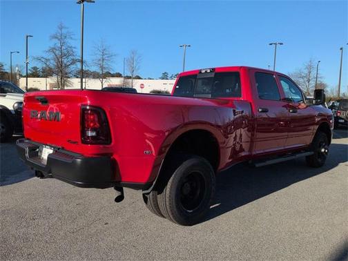 2026 RAM 3500 Tradesman Crew Cab 4x4 8' Box