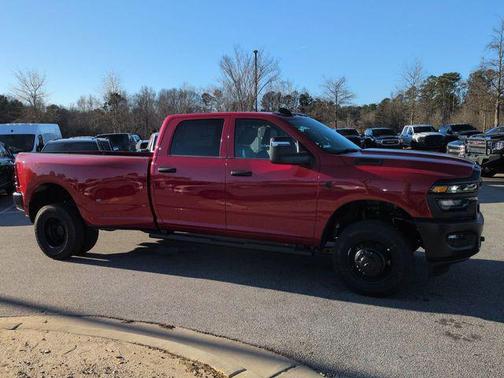 2026 RAM 3500 Tradesman Crew Cab 4x4 8' Box