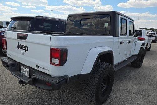 2022 Jeep Gladiator Sport