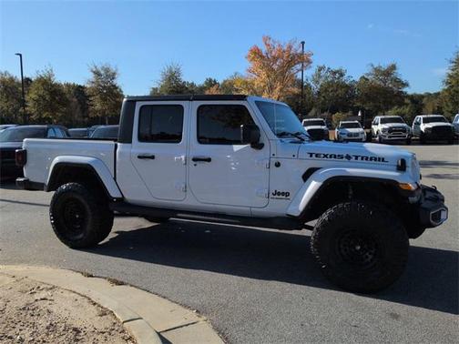 2022 Jeep Gladiator Sport