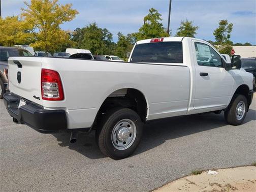 2024 RAM 2500 Tradesman Regular Cab 4x4 8' Box