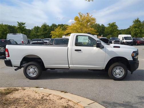 2024 RAM 2500 Tradesman Regular Cab 4x4 8' Box