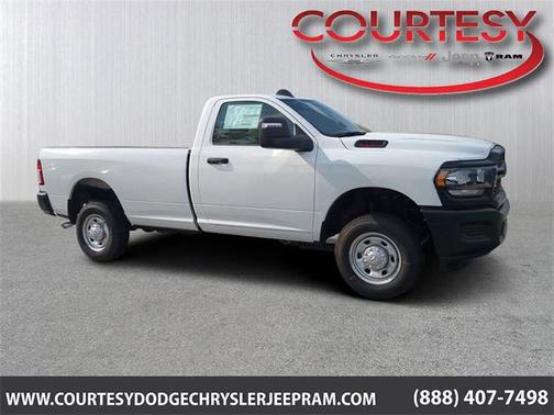 2024 RAM 2500 Tradesman Regular Cab 4x4 8' Box
