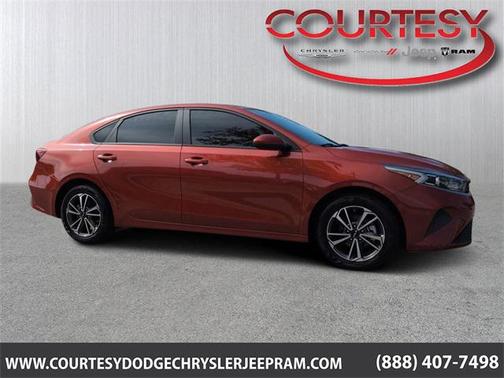 2023 Kia Forte LXS