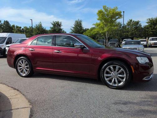 Velvet Red Pearlcoat 2020 Chrysler 300 Limited