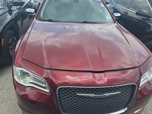 Velvet Red Pearlcoat 2020 Chrysler 300 Limited