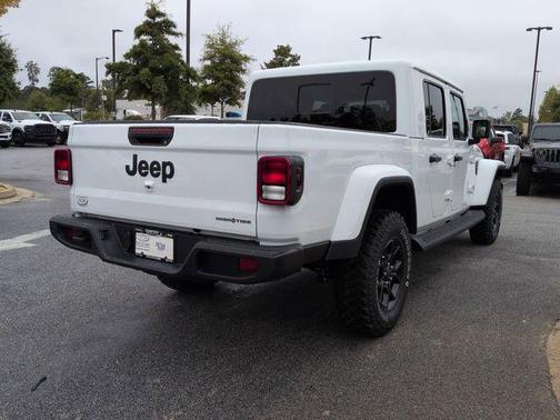 2025 Jeep Gladiator High Tide