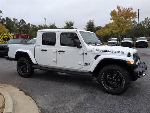 2025 Jeep Gladiator High Tide