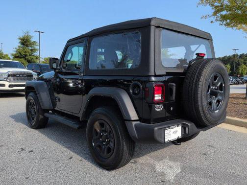 Black Clearcoat 2022 Jeep Wrangler Sport