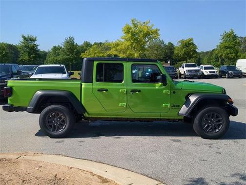 2025 Jeep Gladiator Sport S