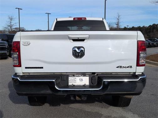 2022 RAM 2500 Big Horn Crew Cab 4x4 8' Box