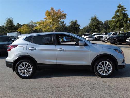 2020 Nissan Rogue Sport S