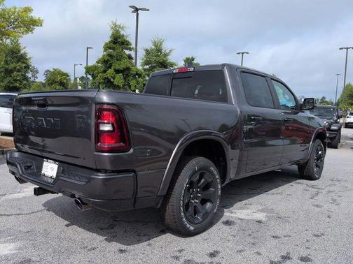Granite Crystal Metallic Clearcoat 2026 RAM 1500 Big Horn/Lone Star