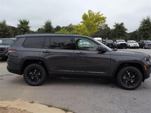 2025 Jeep Grand Cherokee L Altitude