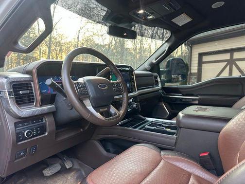 Star White Metallic Tri-Coat 2024 Ford F-350 King Ranch