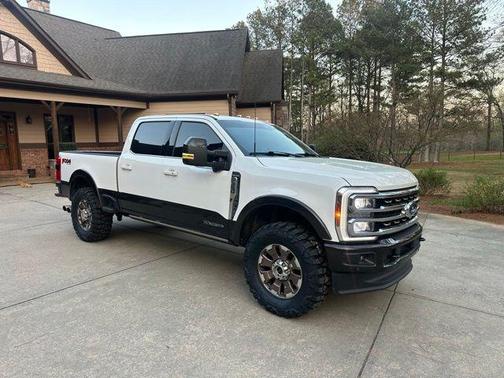 Star White Metallic Tri-Coat 2024 Ford F-350 King Ranch