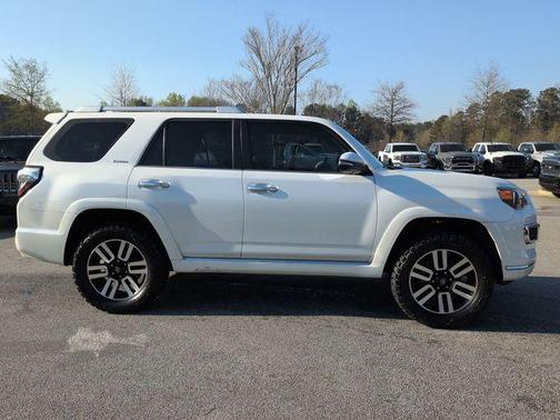 Blizzard Pearl 2017 Toyota 4Runner Limited