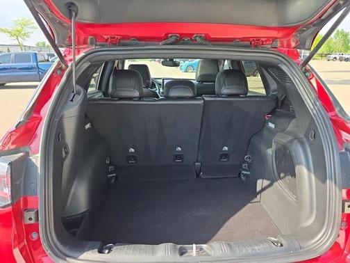 Redline Pearlcoat 2022 Jeep Compass (RED) Edition 4x4