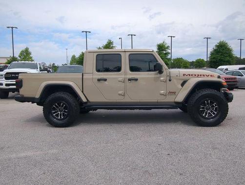 Gobi Clearcoat 2020 Jeep Gladiator Mojave 4x4