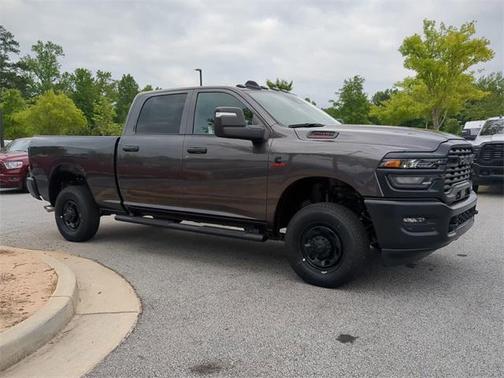 2025 RAM 2500 Tradesman Crew Cab 4x4 6'4' Box