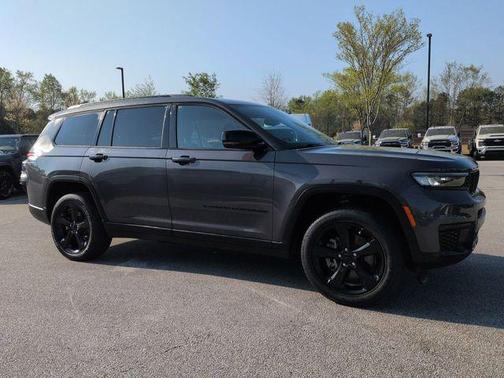 2022 Jeep Grand Cherokee L Altitude