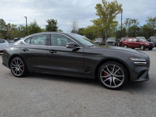 2025 Genesis G70 2.5T RWD